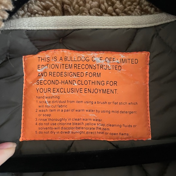 Winter coat bulldog - Picture 11 of 13